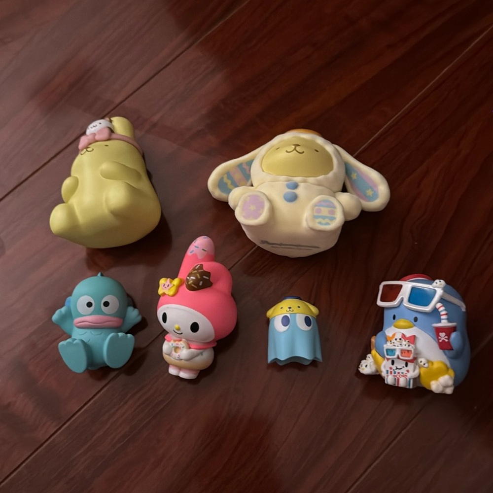 Sanrio mini toy lot